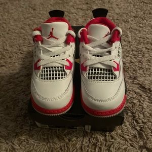 Jordan 4 retro